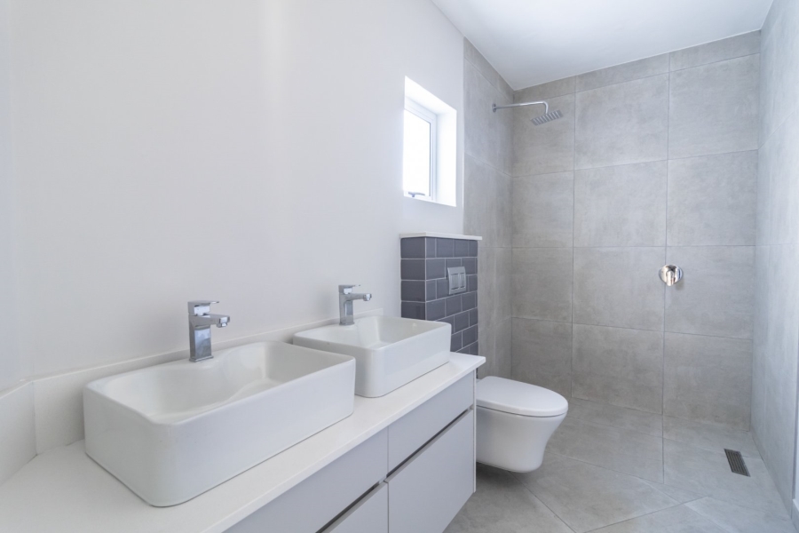 3 Bedroom Property for Sale in Shelley Point Western Cape